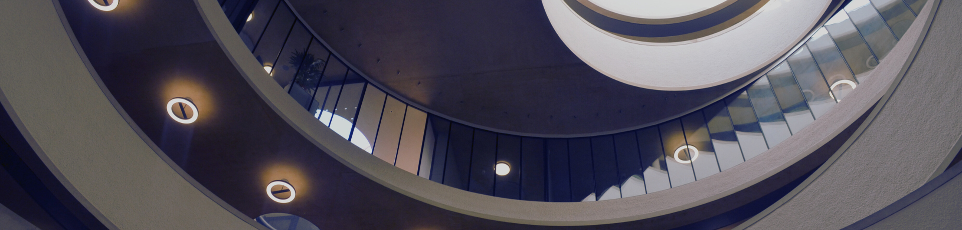 gcscc-events-photo-stairs-big-room.png